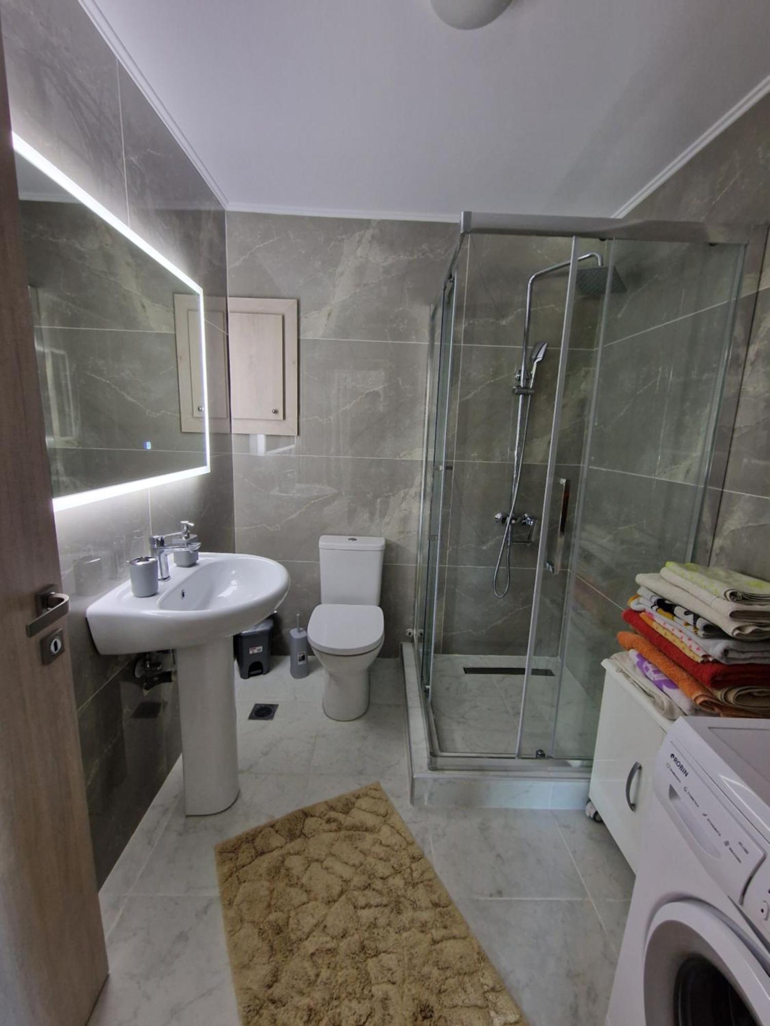 Konstantinos Apartment Nea Moudania Buitenkant foto